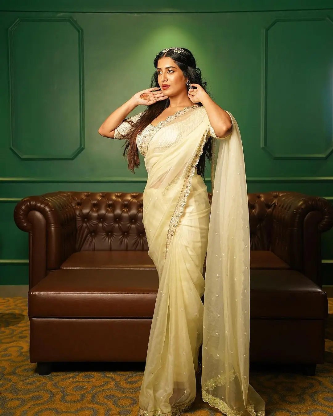 Rashi Singh in South Indian Traditional White Saree Blouse